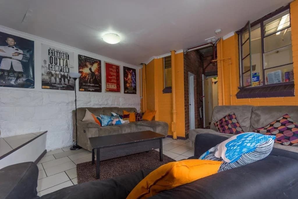 Richmond Private Rooms @ 151 Hoddle Homestay - photo 4