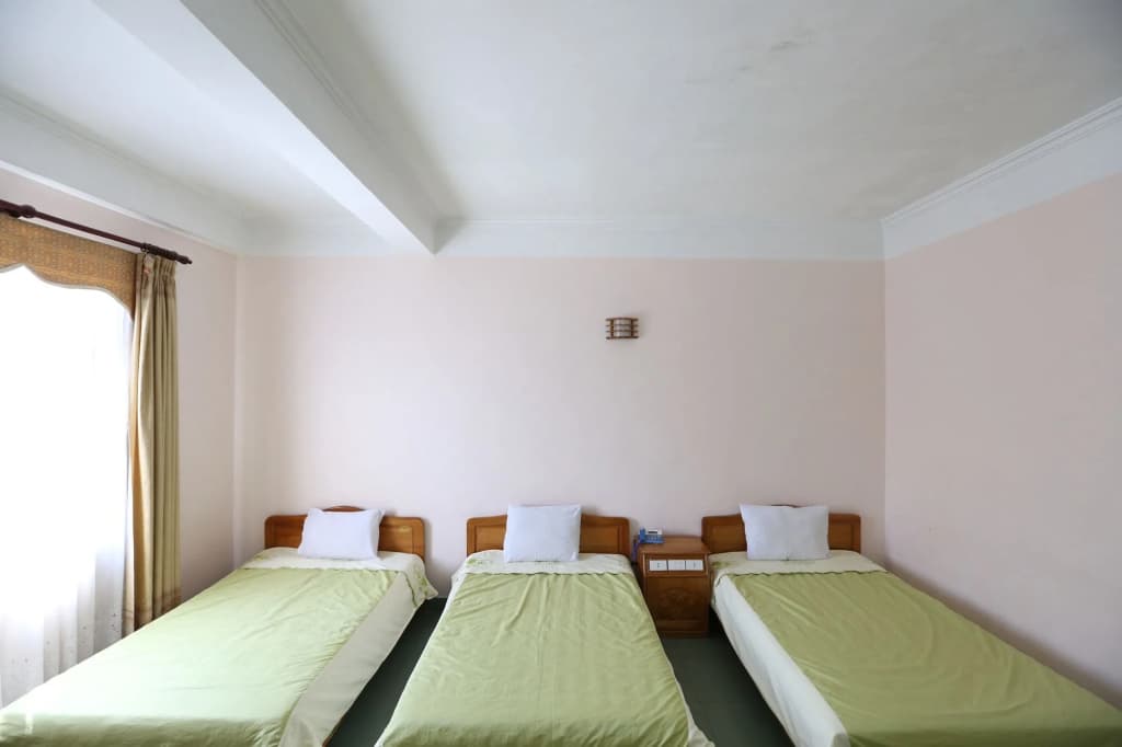 Central Halong Hotel - photo 3