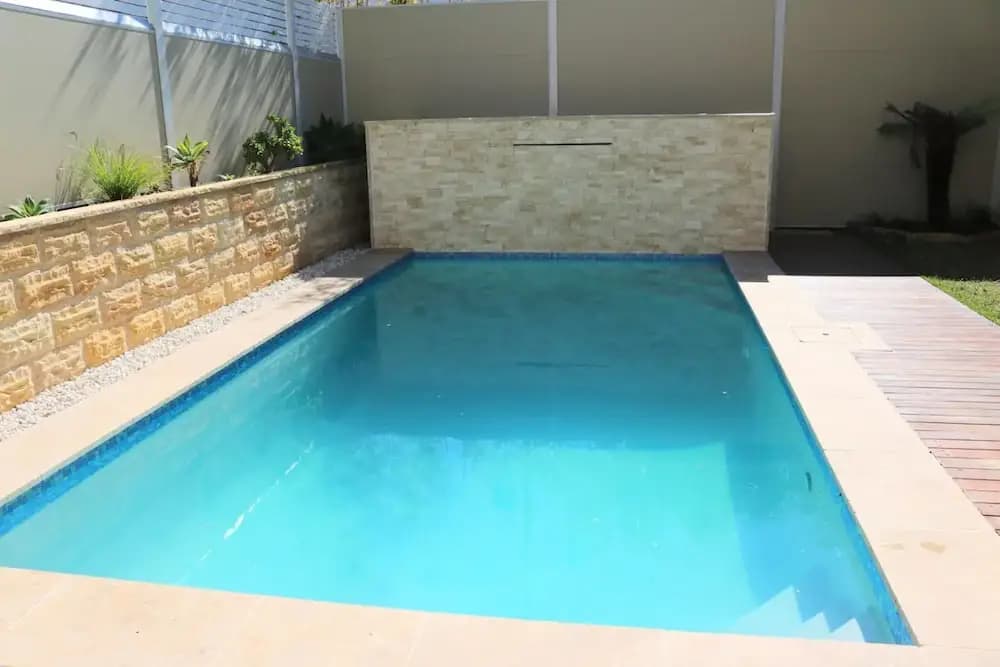 Spacious 4 Bedroom Seaside Gem - photo 16