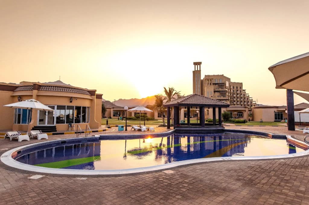 Royal Beach Hotel & Resort - photo 16