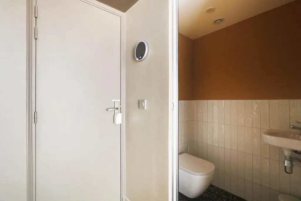 Pick A Flat's Apartment in Porte Saint Denis - rue d'Hauteville - photo 8