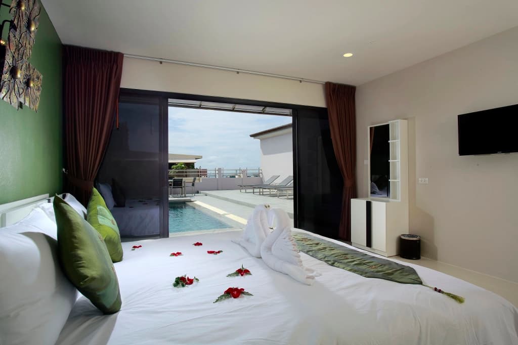 G Penthouse - main photo