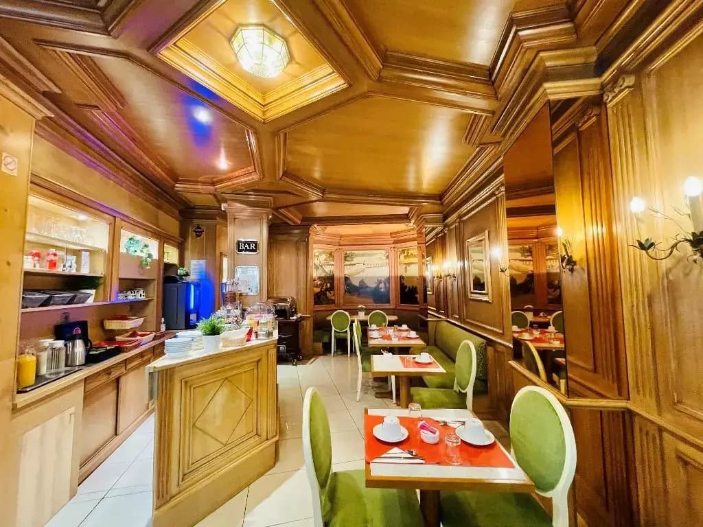 Hotel Murat - photo 18