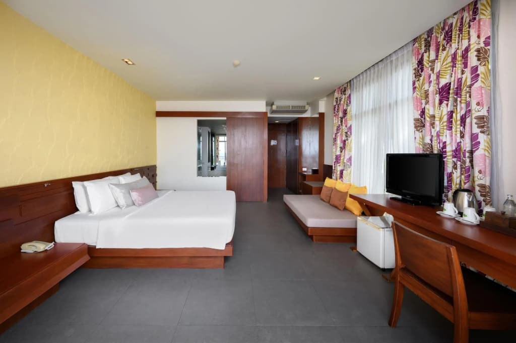 Karon Phunaka Resort & Spa Hotel - photo 43