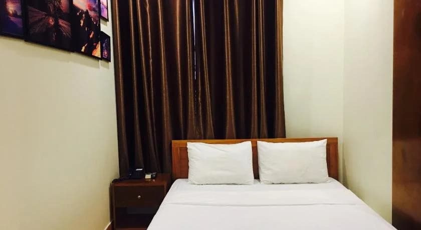 Saigon Palace by OYO Rooms - photo 13