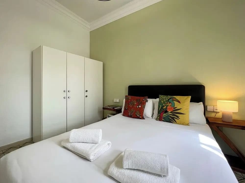 Stay U-nique Apartments Comte Urgell - photo 17