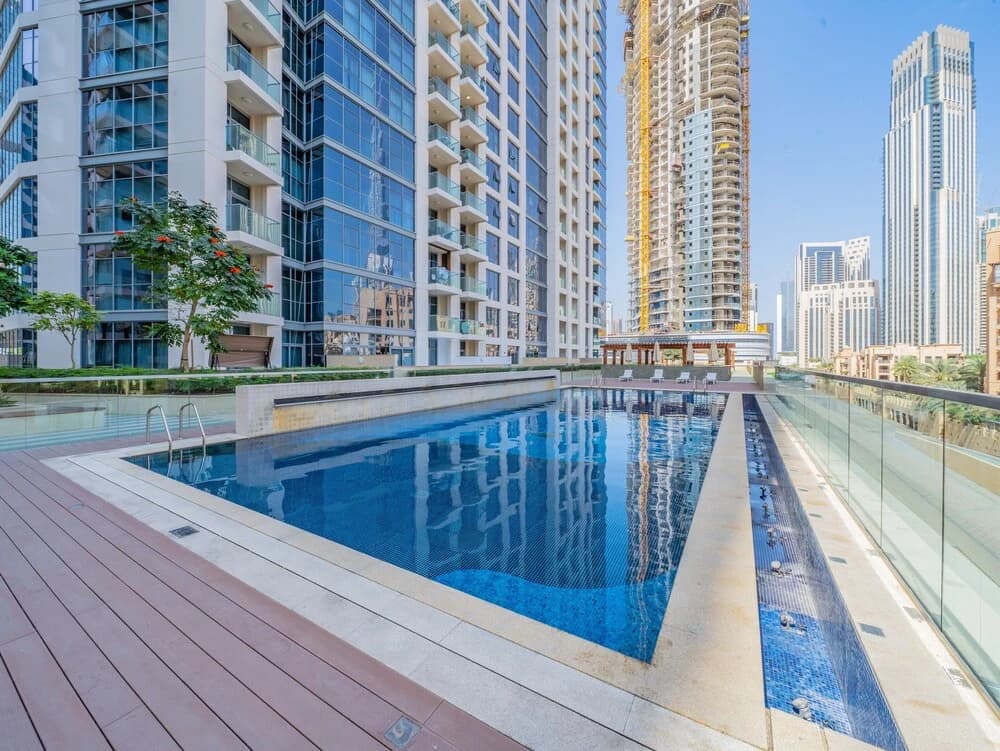 Monty - Upscale Modern 1BR in the heart of DT Dubai - photo 18