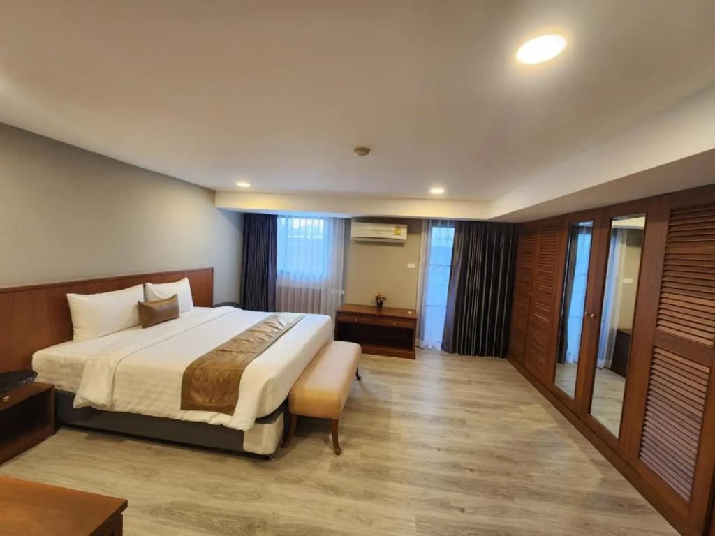 United Tower Thonglor by Aspira - photo 19