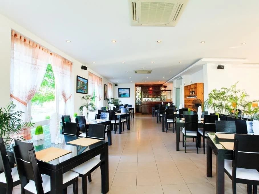 Paragon Villa Hotel - photo 35