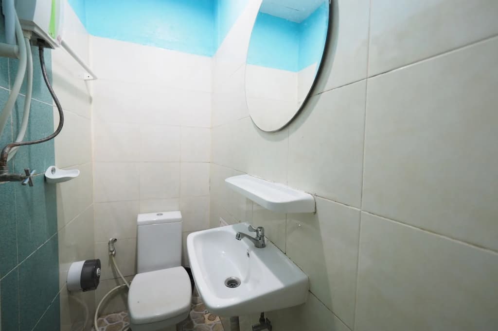 Popeye Guesthouse - photo 9