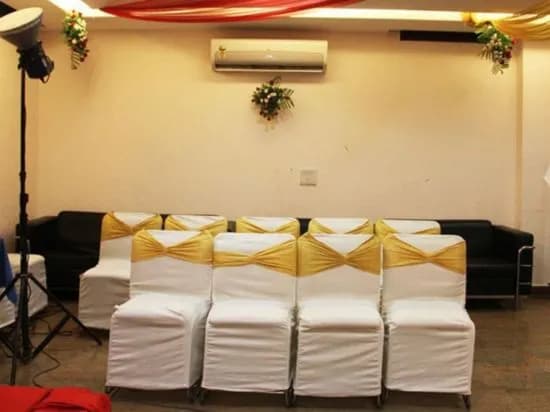 Hotel Shhaurya - main photo