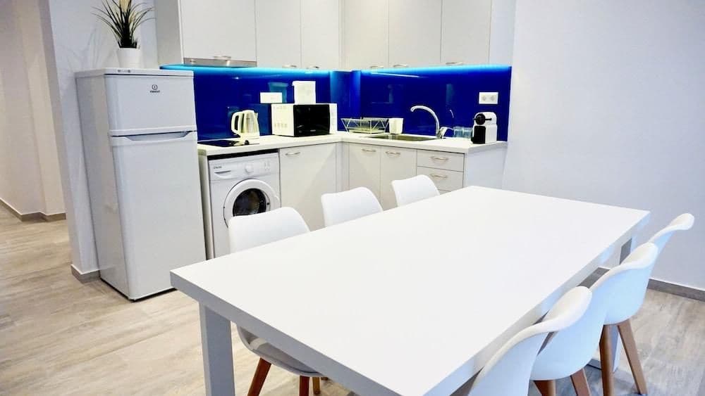 Modern & Central Apt in Athens - photo 11