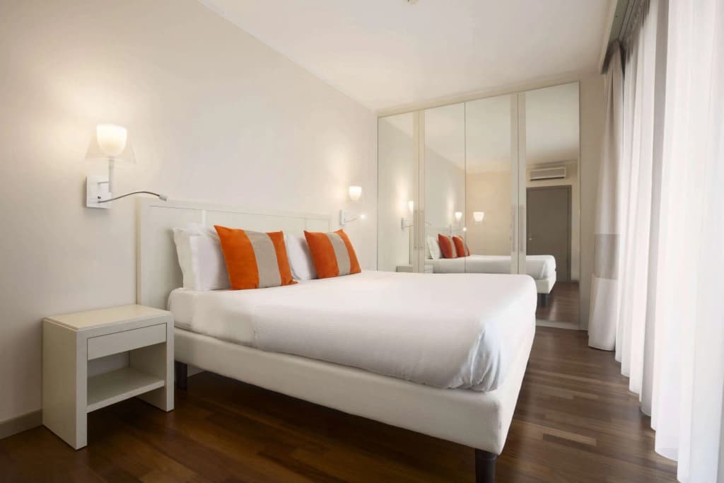 Hotel Ramada Plaza by Wyndham Milano - photo 19