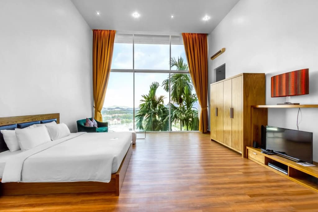 Hilltop Wellness Resort - photo 21