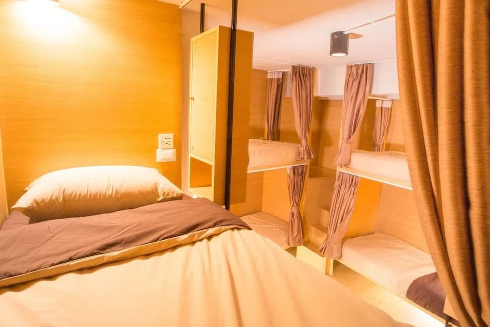 Phranakhon Hostel. - photo 2