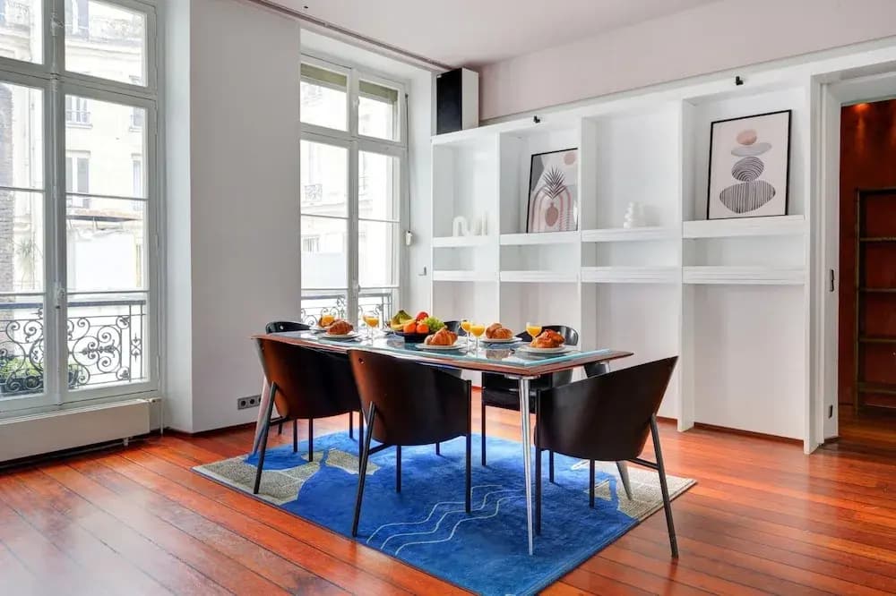 Le Marais & Place de la Republique 3BR - photo 35