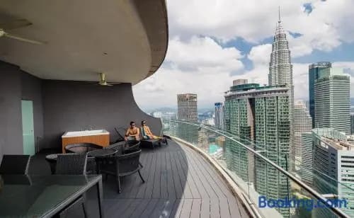 KL101 at Soho Suites KLCC Apartment - photo 26