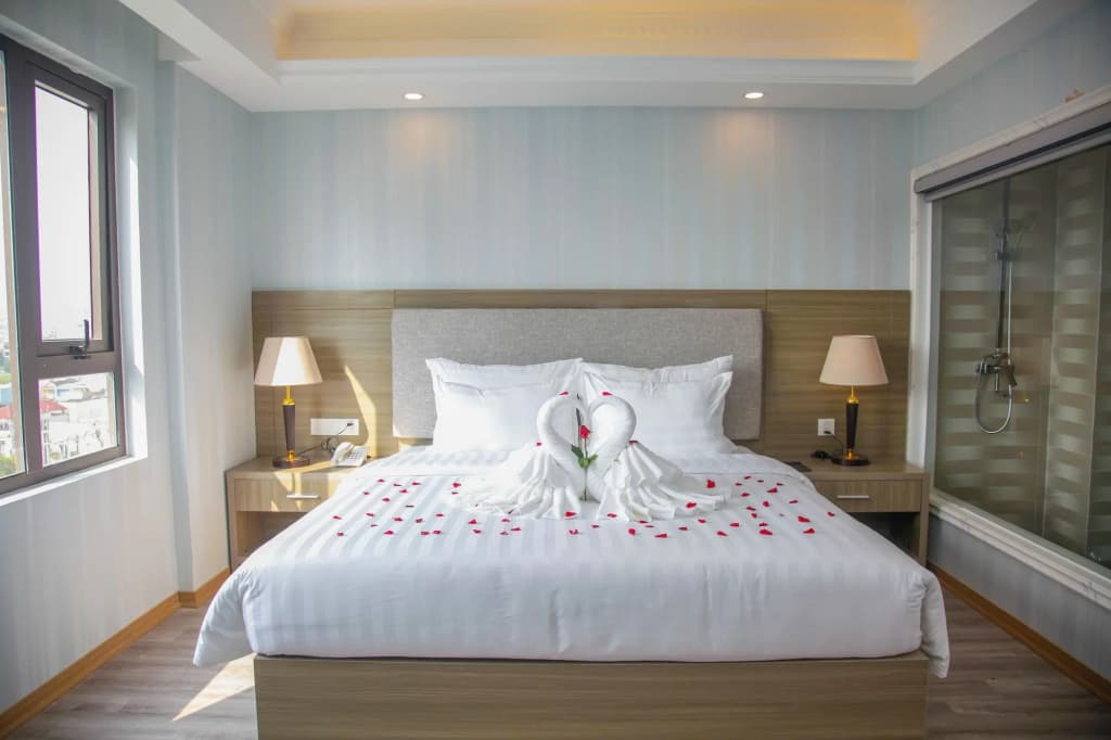Royal Beach Hotel by THG - photo 3