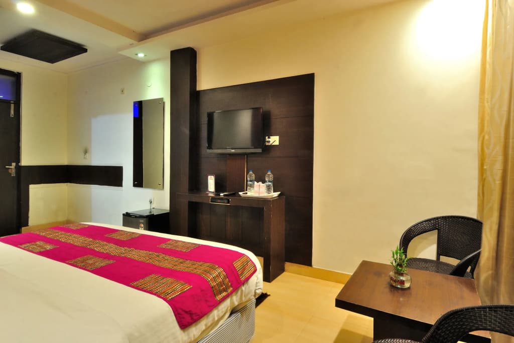 Check In Room Main Bazar - photo 5