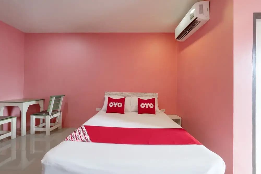 OYO 1030 Cd Mansion - photo 4