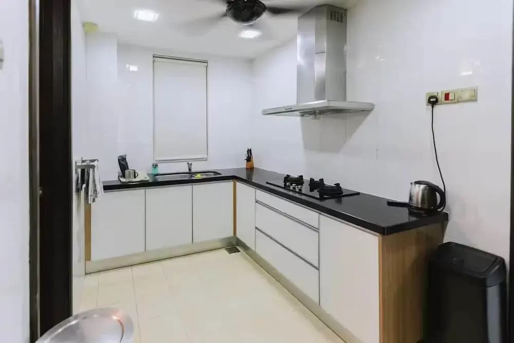 Spacious Luxury 6BR Home in Kemensah, KL - photo 34