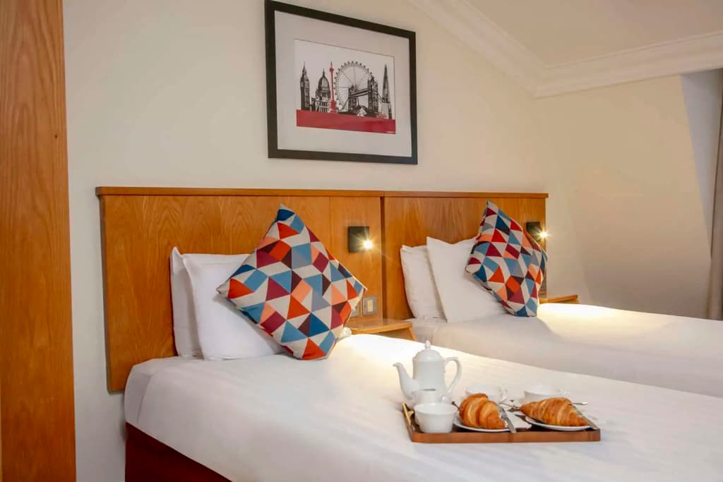 Queensway Hotel Sure Hotel Collection By Best Western - photo 33