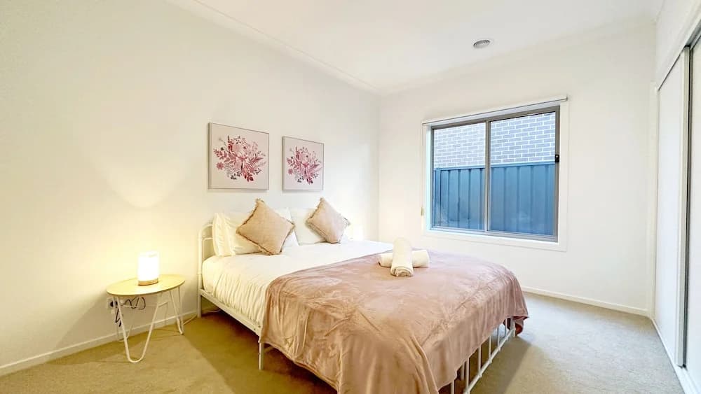 Tarneit Holiday Home - photo 6