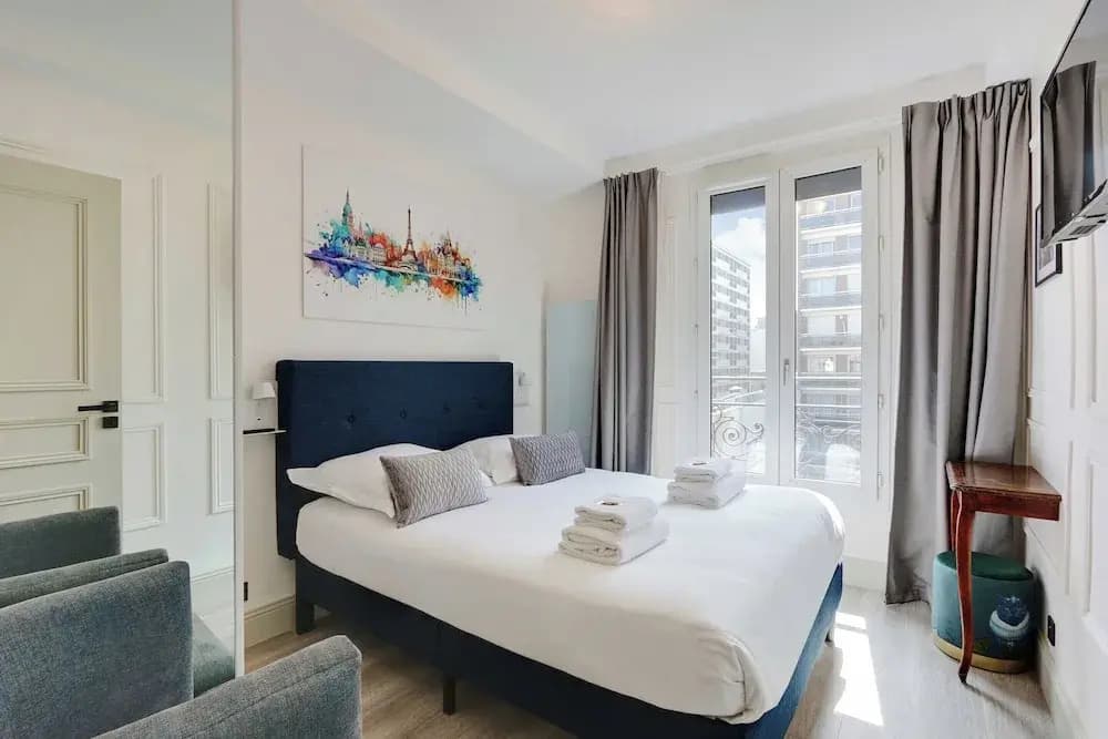 Chic Apartment - 2br/6p - Roquette - photo 4