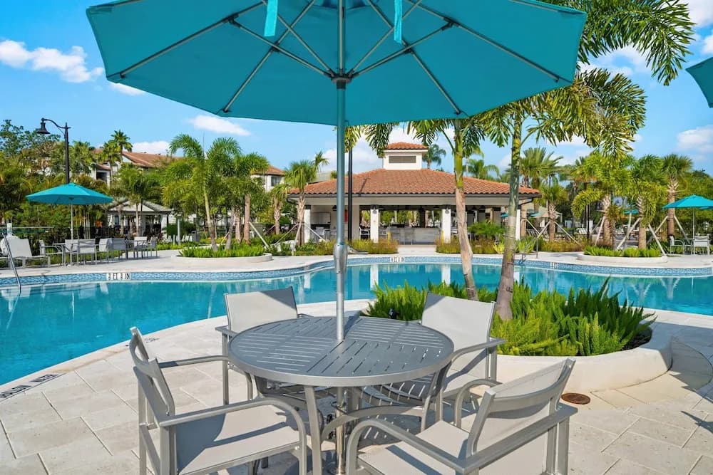 Spacious Vista Cay Condo, Close to Conv. Center - photo 19