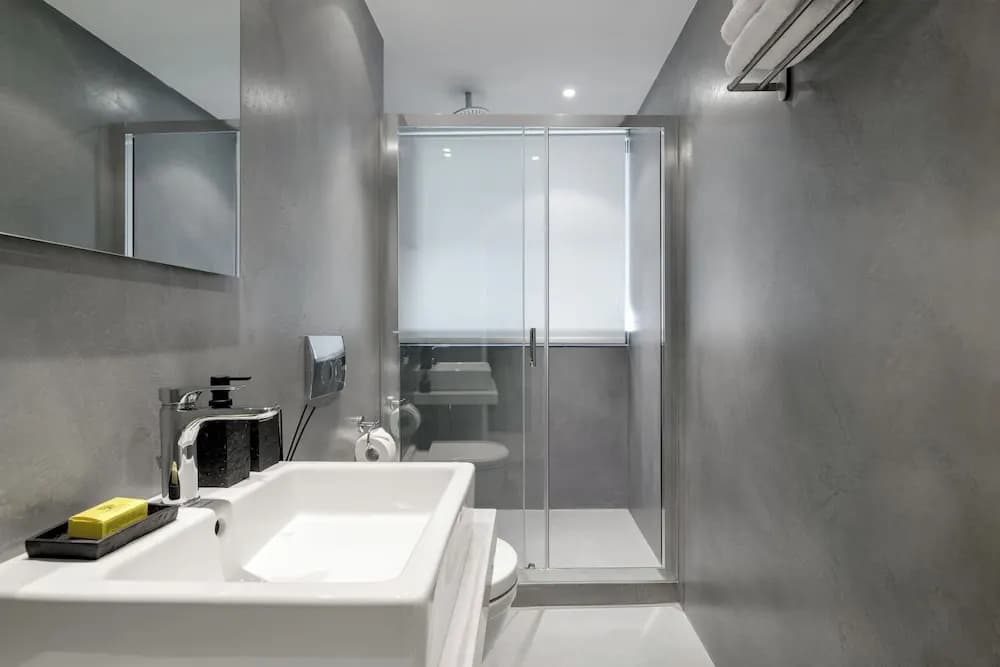 Momo Suites Acropolis by Aura Homes - photo 8