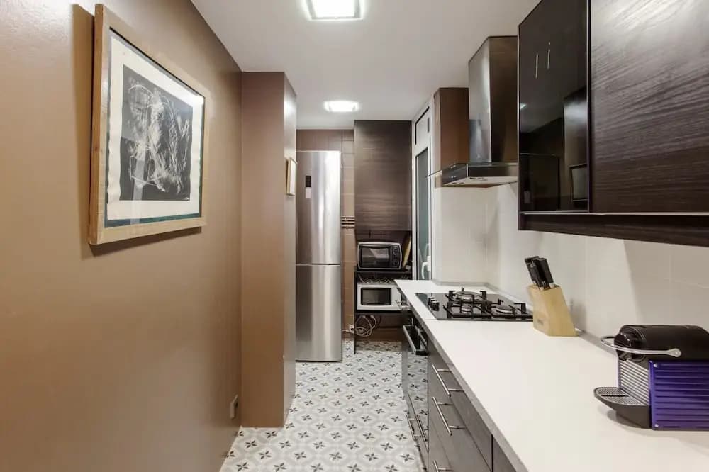 Centric Apartment Fira - photo 11