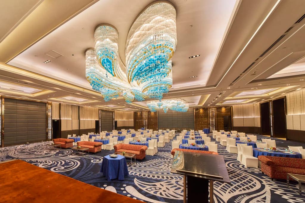 Crowne Plaza New Delhi Rohini by IHG - photo 21
