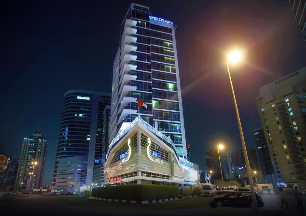 Social Hotel - photo 1