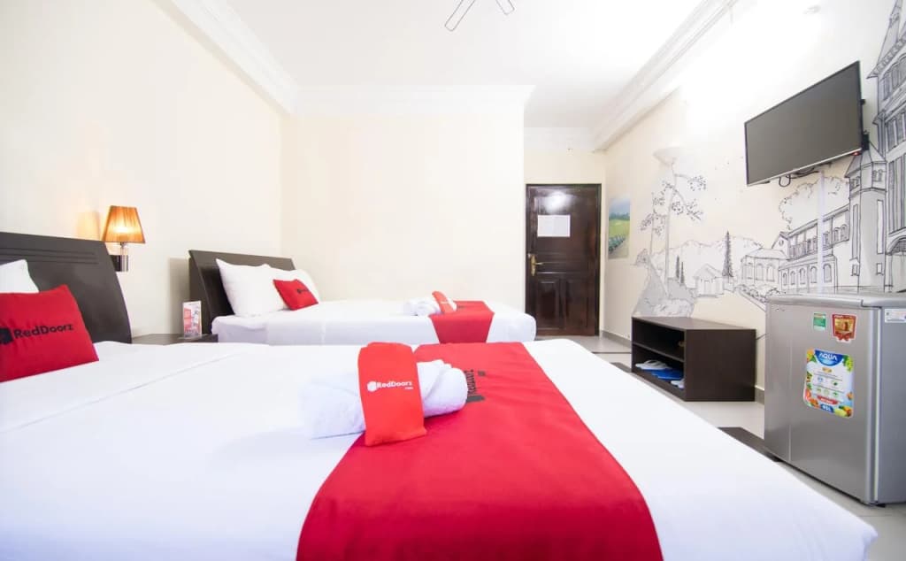Honey House Hotel - photo 13
