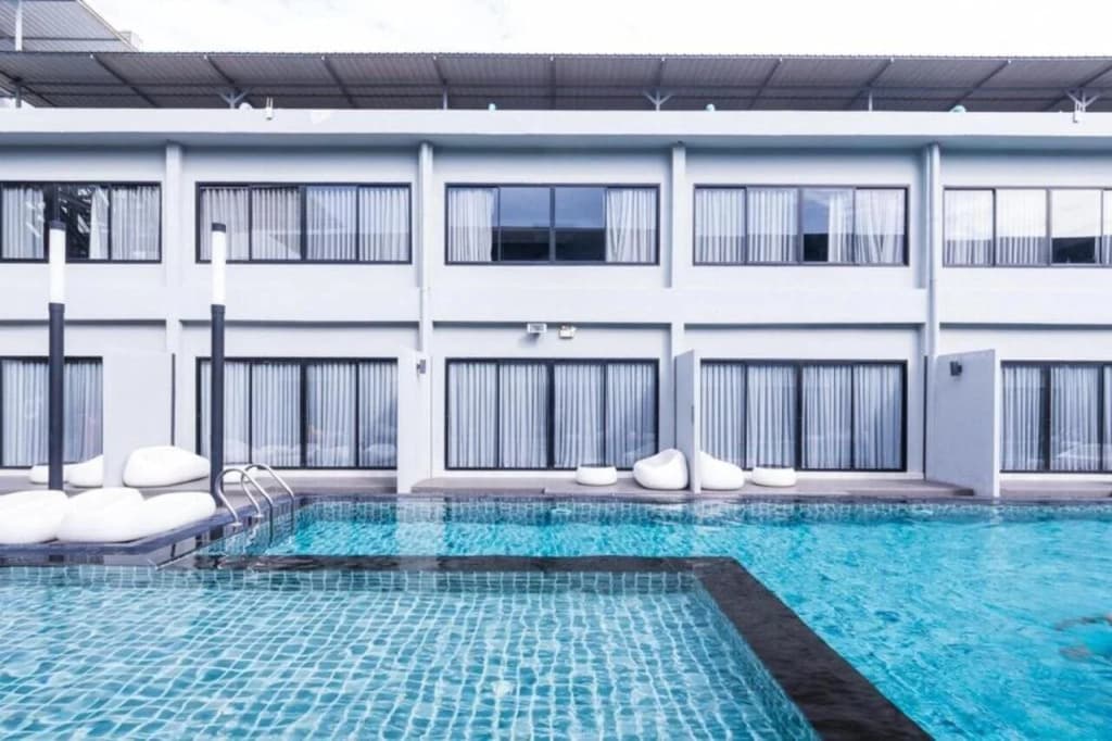 S Ratchada Leisure Hotel - photo 18