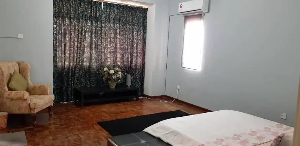 Tun Perak Homestay - photo 8