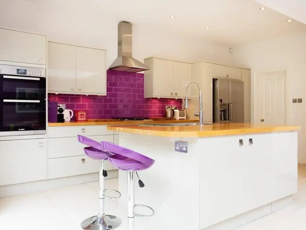 Veeve  4 Bed House On Emlyn Road West London - photo 5