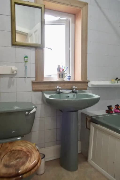 2 Bedroom Flat In Morningside With Private Garden - photo 6