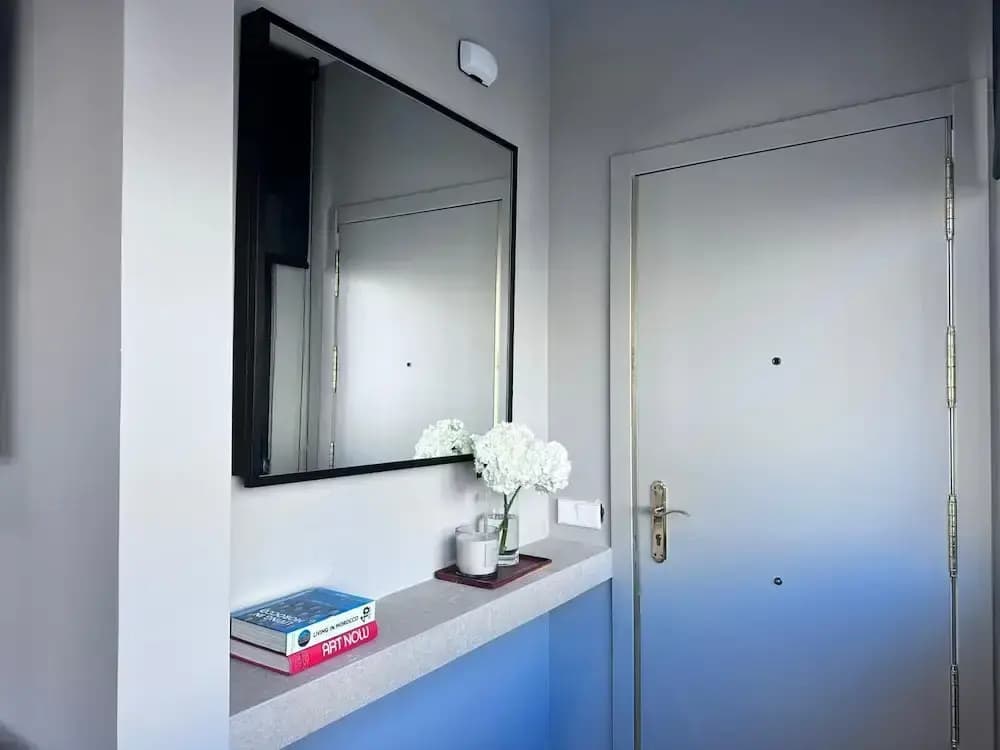Edmond Vibes Almagro Suites - photo 18