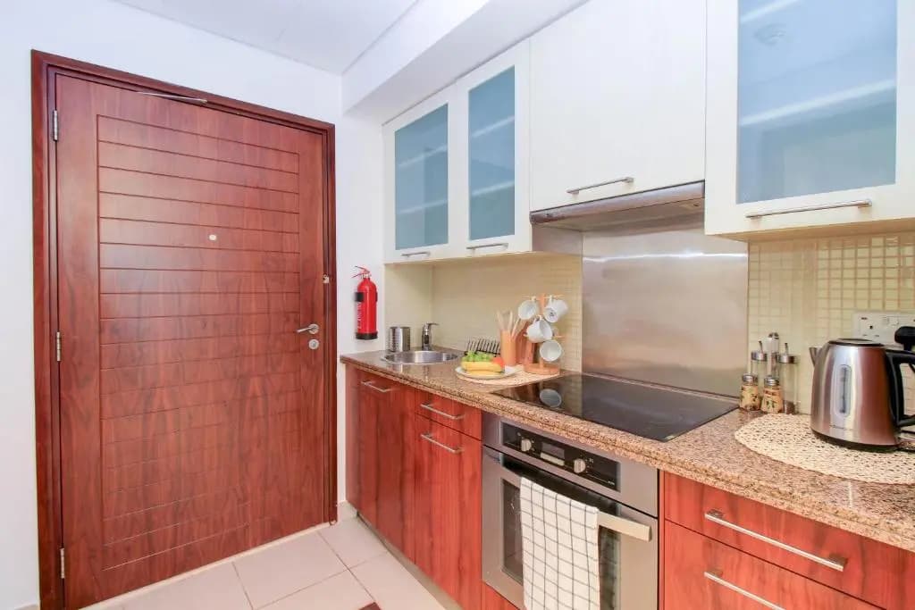 Durrani Homes - Luxurious Studio near Dubai Mall with pool view - photo 15