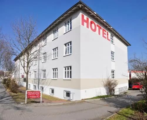 Apart Hotel Ferdinand Berlin - photo 1