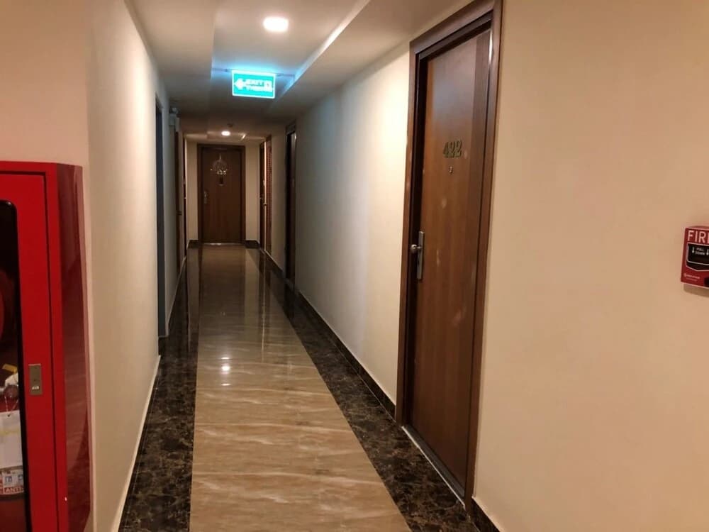 Club Royal Condominium D - photo 2