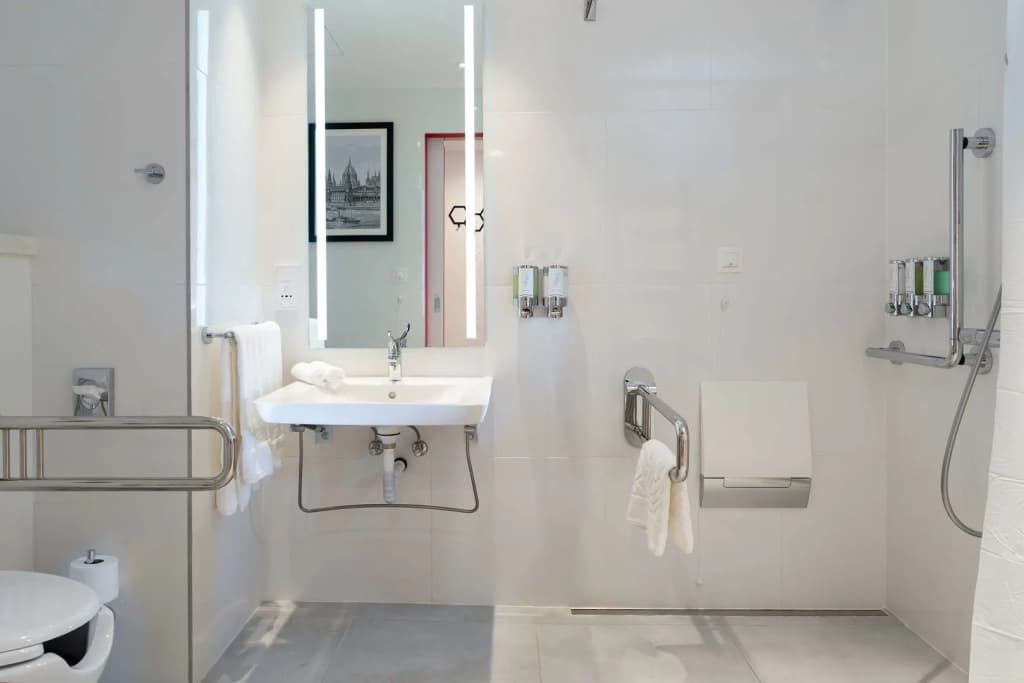 Hampton By Hilton Budapest City Centre - photo 10