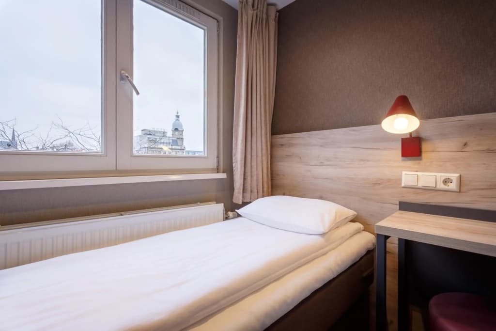 Amsterdam Downtown Hotel - photo 6