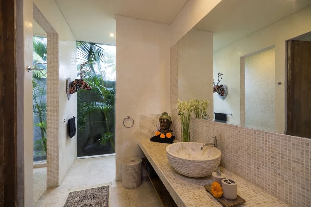 Villa Batik Seminyak - photo 4