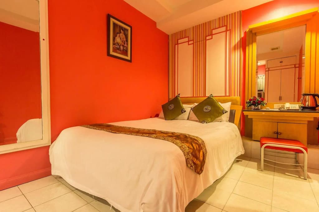 Sam's Lodge Hotel - photo 4