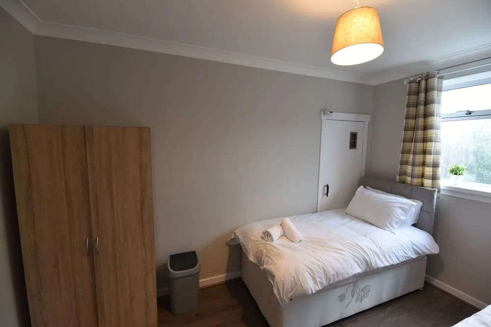 First Sighthill Villa - photo 6