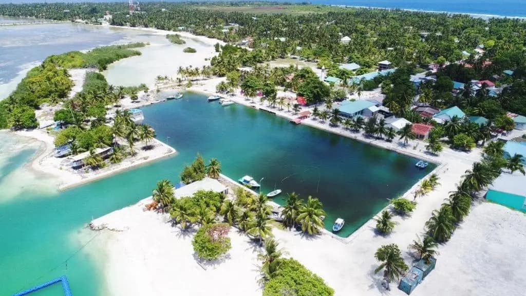Addu Paradise Inn - main photo