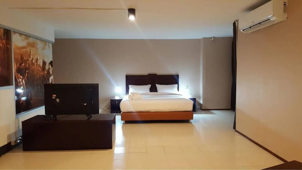 Lancelot Residence - photo 3