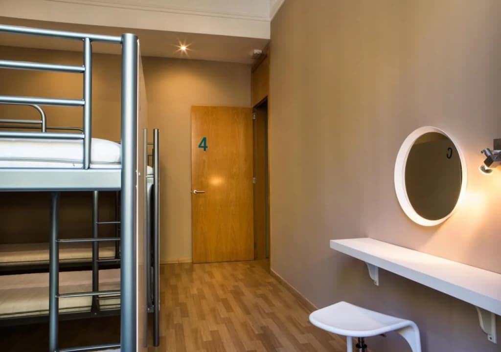 Born Barcelona Hostel - photo 12